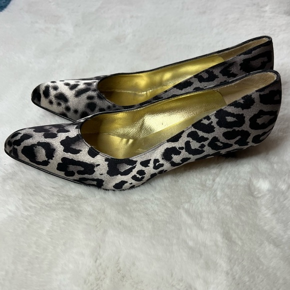 Vintage Claudio Merazzi 2 Tone Dalmatian Print Kitten Heel size 6 - Picture 2 of 12